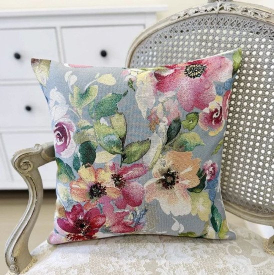 Декоративная наволочка "Гобелен" Акварель Анемоны серый фон 45*45 (±2) см